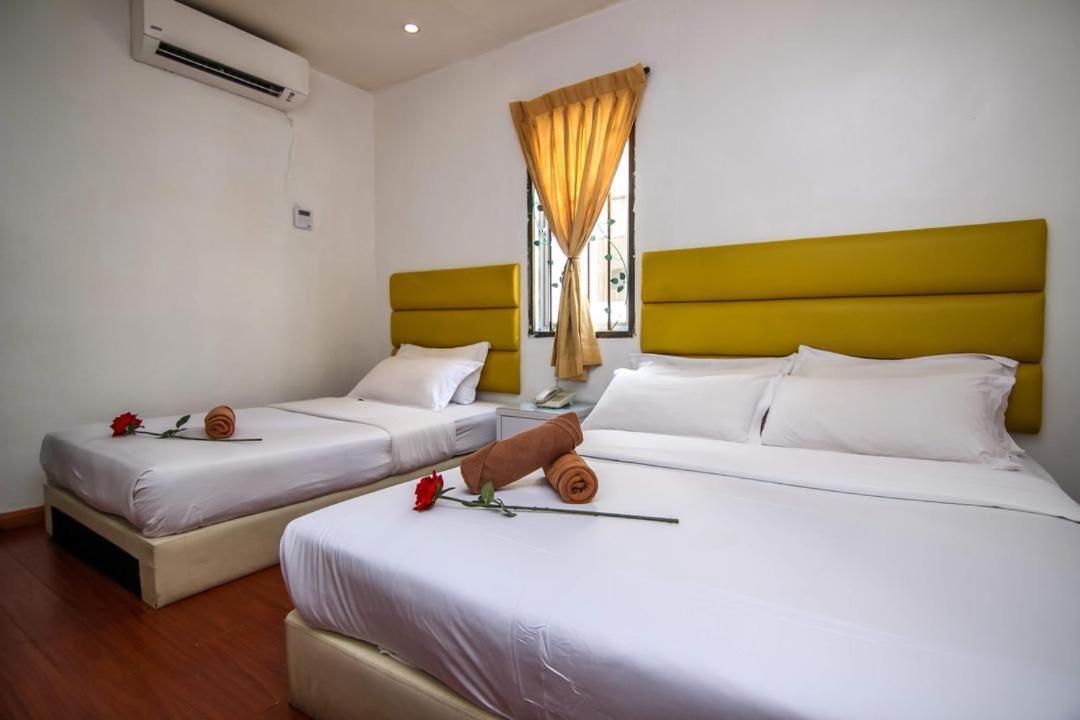 Rose Cottage Hotel Bandar Seri Alam Johor Bahru Ngoại thất bức ảnh